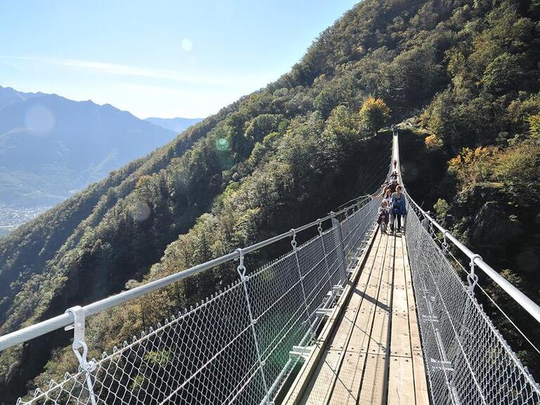 TIBETISCHE BRÜCKE "CARASC" Locarno