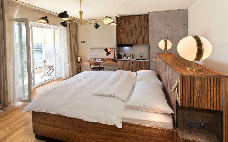 Room hotel