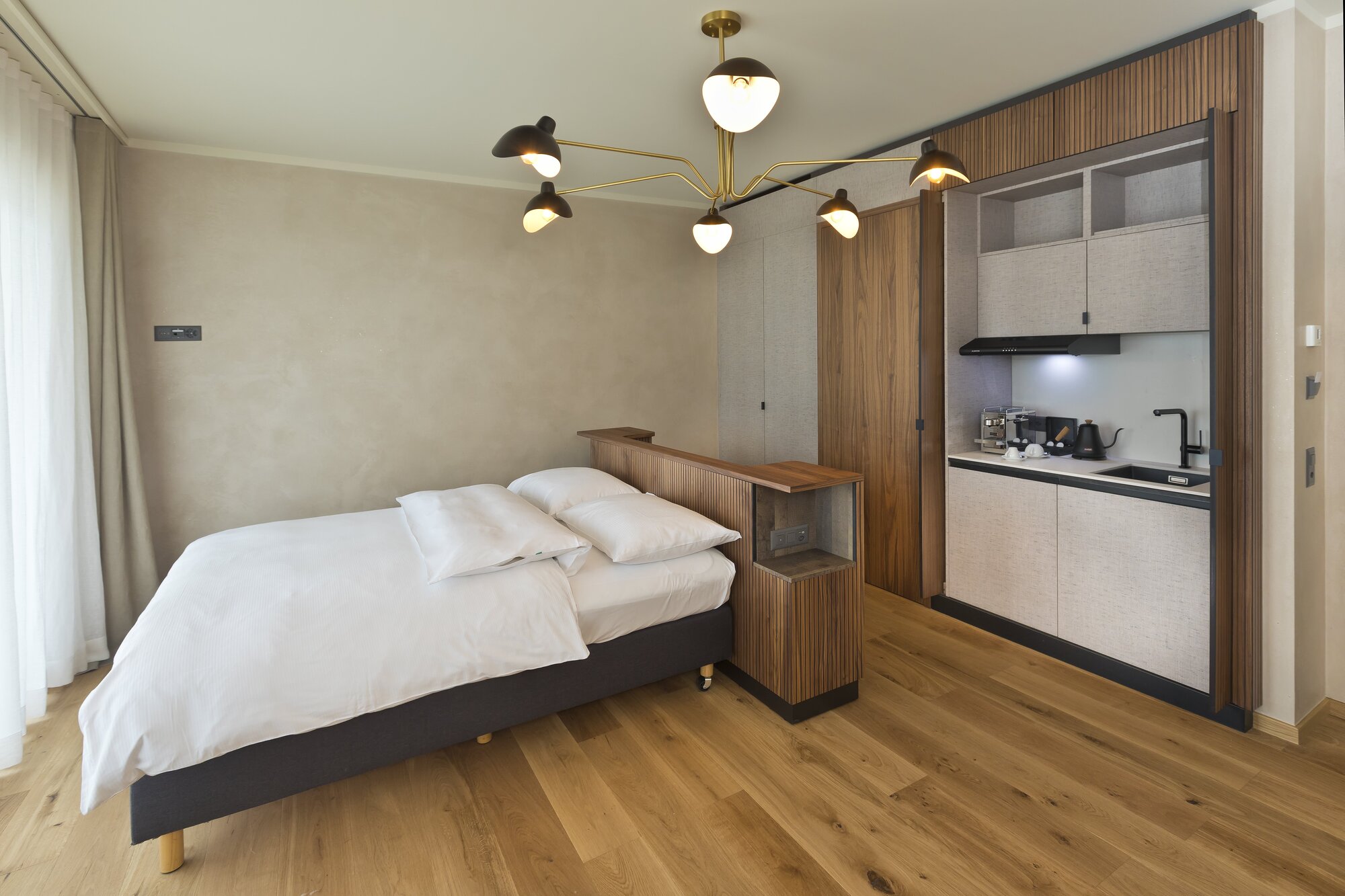 Premiumzimmer Mit Seeblick und Kitchenette