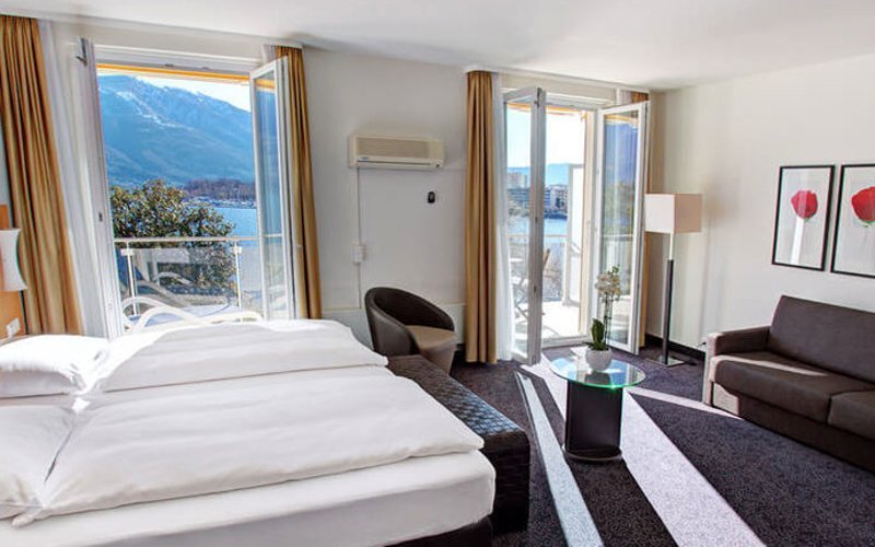 Hotel Room with Lake view